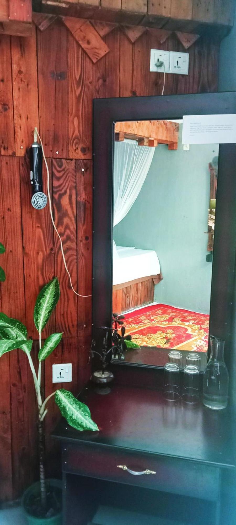 La Pinchi " Pinchi'S Bed " 호텔 감폴라 외부 사진